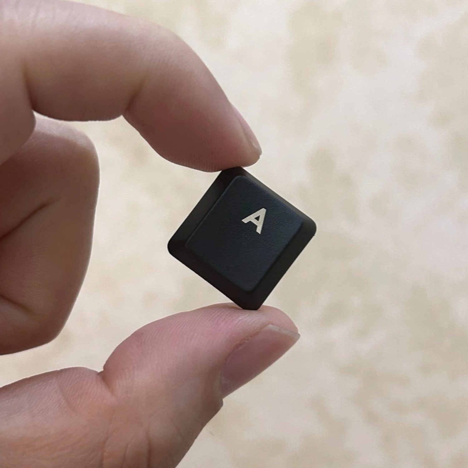 Tasti trasparenti a profilo ba - Gaming Keyboard Tkl recensione e prezzo